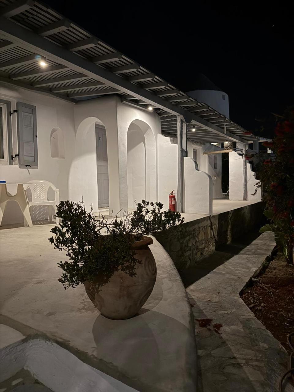 Apostolis Windmill Apartment ซารู ภายนอก รูปภาพ
